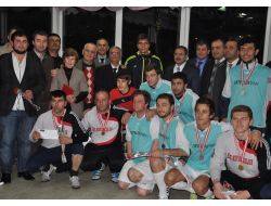 Halı Saha Maçta Şehit Edilen Komiser Cem Kerman Anısına Turnuva