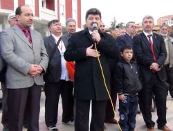 Sarıkaya’da Umre Yolcuları Dualarla Uğurlandı