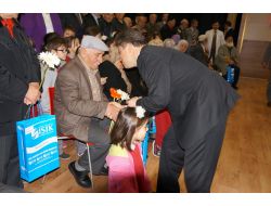 Işık Koleji Öğrencileri Yaşlılara Unutulmaz Bir Gün Yaşattı