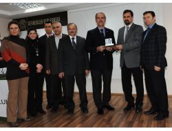 Büyükşehir’in ‘bursa Araştırmaları’na Sivilay’dan Ödül