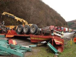 Samsun'da Trafik Kazası: 1 Ölü, 3 Yaralı