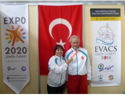 İspanya’da Expo İçin Yarışan Atletler, Altın Madalyayla Dönüyor