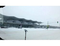 Ukrayna'da Hava Ulaşımı Normal Seyrine Dönmesi Bekleniyor