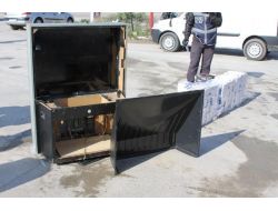 Televizyonun İçinden Kaçak Sigara Çıktı