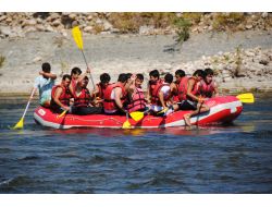 Nevruz Bayramı Tatili Süresince 10 Bin İranlı Rafting Yapacak