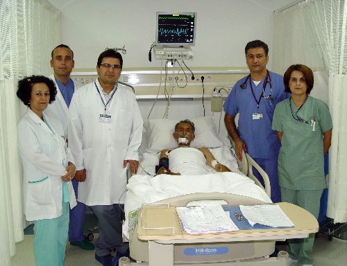 Kalbi altı defa durdu, tekrar çalıştırıldı, hastaneden yürüyerek çıktı!.