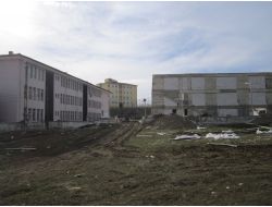 Eflani İmkb Çok Programlı Lisesi Spor Salonu İnşaatı Yeniden Başladı