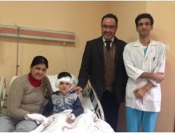 Mkü’de Biyonik Kulak Ameliyatı Başarıyla Yapıldı