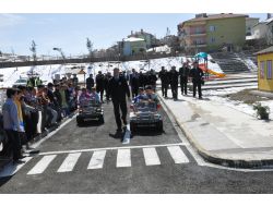 Trafik Kurallarını Uygulamalı Olarak Öğreniyorlar