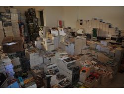 İzmir'de Korsan Kitaba Geçit Yok