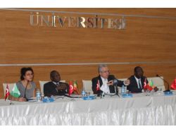 Uzmanlar, Seçime Hazırlanan Mali'de Savaş Tehlikesine Dikkat Çekiyor