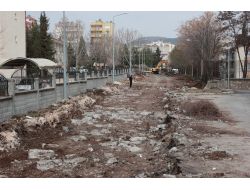 Adıyaman Belediyesi, Yol Çalışmalarına Devam Ediyor
