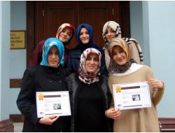 Lise Öğrencilerinden Suriyeli Ailelere Yardım