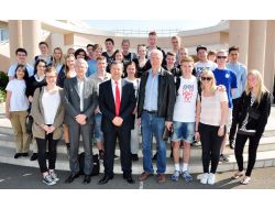 Danimarkalı Öğrenciler İstek’te