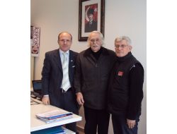 Eşref Kolçak, Belediyeyi Ziyaret Edip, İsteklerini Sıraladı