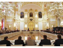 Rusya Halkı Zengin Yönetici İstemiyor