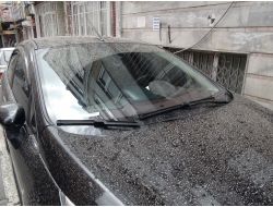 Araçların Üzerine Çamur Yağdı