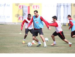 Tüzün: Milli Takımlara Gönderdiğimiz Oyuncular Bizi Sevindiriyor