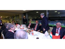 Türkiye - Macaristan Maç Yemeği Yenildi