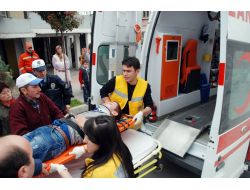 Sapanca'ta Trafik Kazası: 2 Yaralı