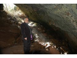 Pandovicca Mağarası Keşfedilmeyi Bekliyor