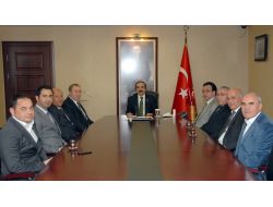 Kayserililer Vali Coş’u Ziyaret Etti