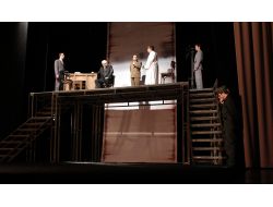 Bursagaz, Dünya Tiyatrolar Günü'nü Tiyatroda Kutladı