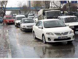 Bursa’da 5 Dakikalık Yağmur Zor Anlar Yaşattı