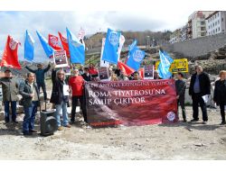 Roma Tiyatrosu Yürüyüşü Yapıldı