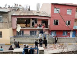 Belediye Başkanı Bulutlar'dan Evi Yanan İki Aileye Destek