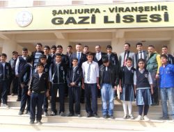 Viranşehir Emniyeti'nden Lise Öğrencilerine Gençlik Semineri