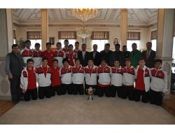 Türkiye İkincilik Kupası’nı Başkan’la Kutladılar