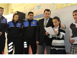 Hakkari'de Başlatılan 'Gönülden Mektuplar' Projesi Duygulandırdı