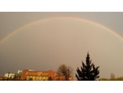 Yağmur Sonrası Çıkan Gökkuşağı Sincanlıları Büyüledi