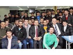 Samsun Protokolü Yurtta Kalan Öğrencilerin Misafiri Oldu