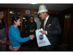 Kırgızistanlı Öğrenciler Başkan Sözlü’yü Ziyaret Etti.