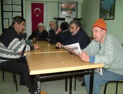 Donmamaları İçin Sokaktaki Vatandaşlar Toplatılıyor!..