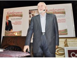 "Örnek Yaşantısıyla Kardeşliği Öğretiyor"