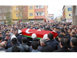 Futbol Turnuvasında Hayatını Kaybeden Polis Memuru Toprağa Verildi