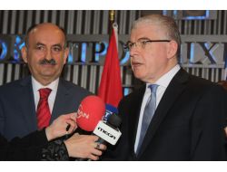 Sağlık Bakanı Müezzinoğlu Atina'da..