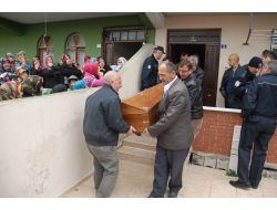 11 Yaşındaki Çocuk Evinde Bıçaklanarak Öldürüldü (2)