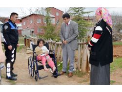 İsimini Açıklamayan Hayırseverden İhtiyaç Sahiplerine Tekerlekli Sandalye