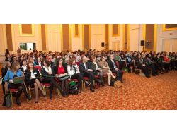 "Kadın Girişimcilerin Engellerini Kırmak İçin Cesaret Gerekli"