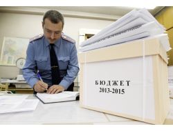 Rusya Bütçesi İlk Çeyrekte 130 Milyar Ruble Açık Verdi