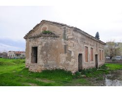 İzmir'de Türbe, Kilise Ve Sinagog Restorasyonları