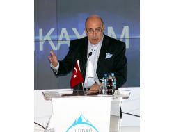 Muhtar Kent: Gelişen Dünyada Başarı İçin Vizyonlu Çalışmak Lazım