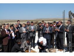 Arısu Köyünün Camiinin Temeli Atıldı