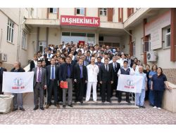 Sağlık Çalışanları, Doktora Saldırıyı Protesto Etti