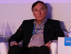 Ahmet Çalık: Ülkelerin Gelişebilmesi İçin İyi Yönetilmesi Lazım