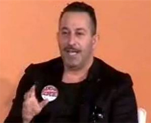 Cem Yılmaz'dan 'Baba' Espriler